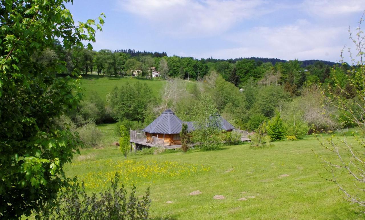 Les Roulottes Et Cabanes Du Livradois Cunlhat エクステリア 写真
